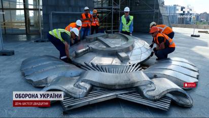 Декомунізація по-українські: українцям муляє радянщина десятиліттями