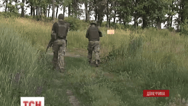 Боевики на Донбассе делают попытки подобраться ближе к украинским позициям через мирные села