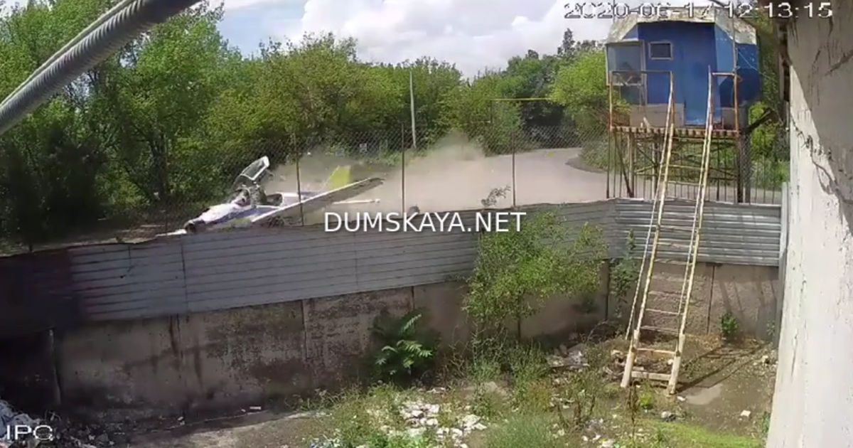 "Думская" опубликовала видео падения самолета в Одессе