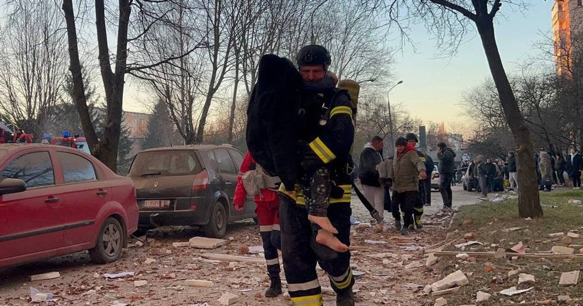 Рятувальна операція в Тернополі після атаки 19 листопада