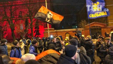 Початок смолоскипної ходи на честь Бандери в Києві_03