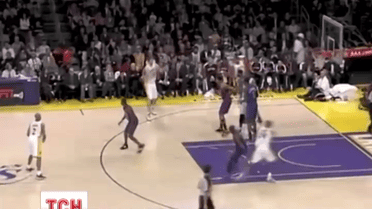 Американські фанати баскетболу вирішили підзаробити на повітрі