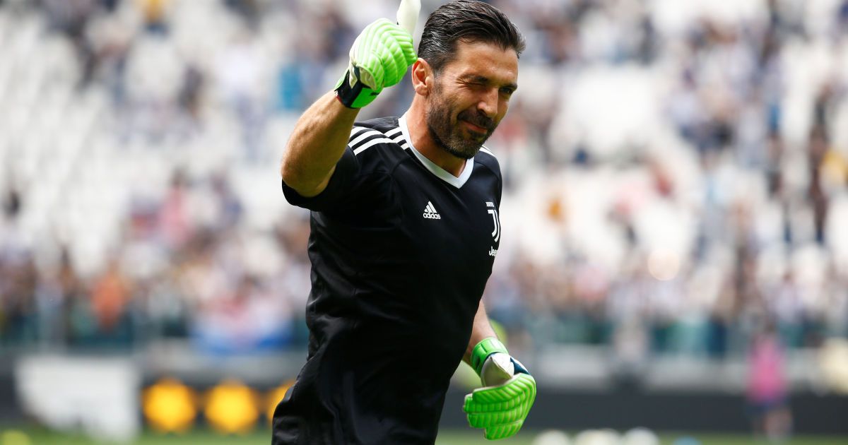 От легенды легенде. Величайшие вратари мира красиво провели Буффона из "Ювентуса"