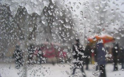 Во вторник украинцев ожидает мокрый снег и незначительные морозы