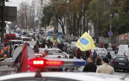 Пробки не исчезнут: акция водителей на иностранных номерах в Киеве продлится
