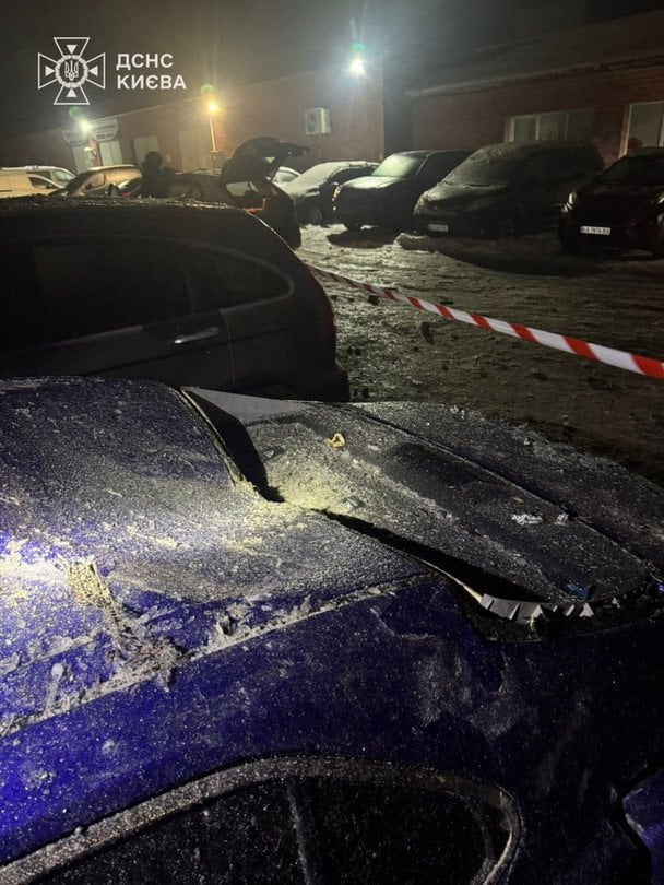 Російські війська здійснили чергову атаку на столицю вночі 28 січня. / © ГУ ДСНС у Києві