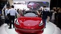 Новая Tesla Model 3. Илон Маск назвал цену и раскрыл, что будет под капотом