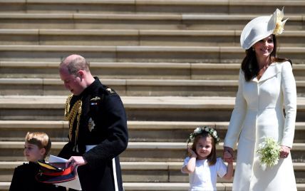 В платье от Alexander McQueen и эффектной шляпе: образ герцогини Кембриджской на королевской свадьбе