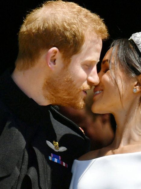 Поцелуй принца Гарри и Меган Маркл / © Reuters