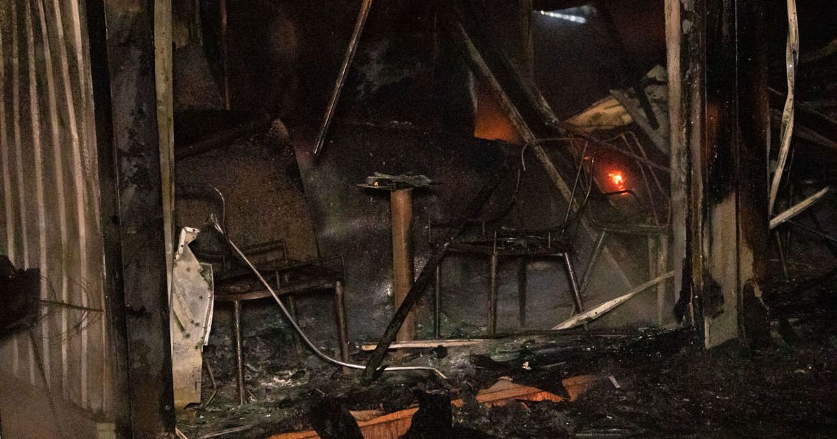 В Киеве неизвестные сожгли три фермерских магазина