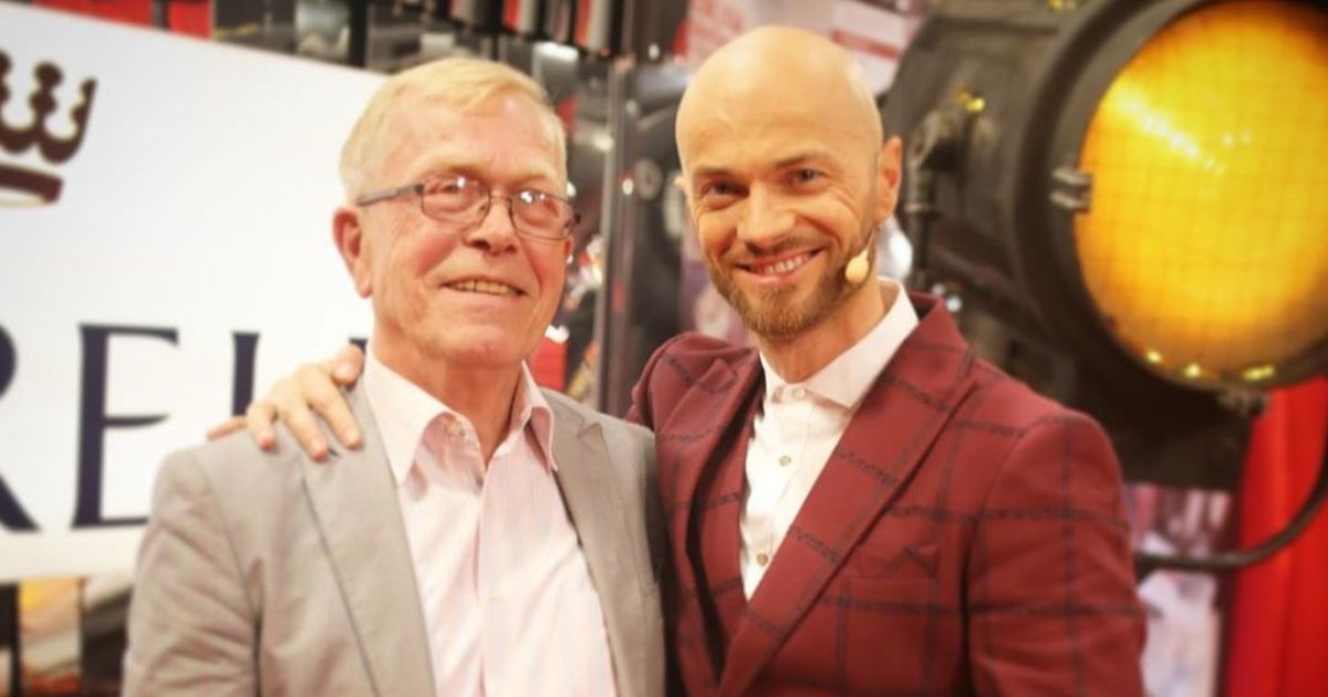 День батька: Яма, Гаєк, Єфросиніна та Бекінсейл привітали рідних людей