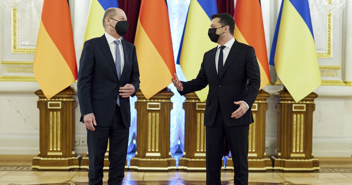 Деякі світові лідери радять Україні "не ризикувати" заявами про вступ до НАТО — Зеленський