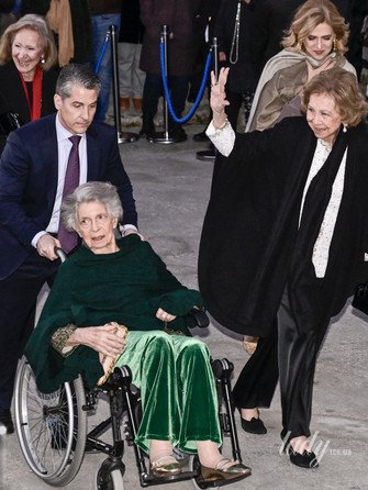 Принцесса Ирен с сестрой королевой Софией