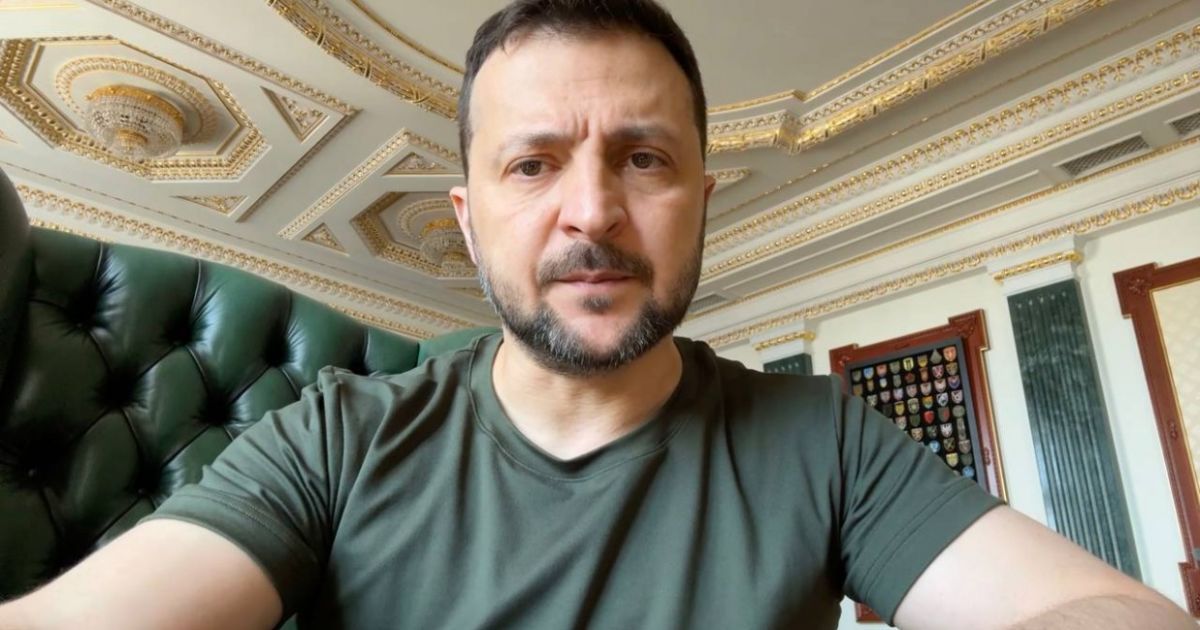 Зеленський емоційно відреагував на замах на Фіцо