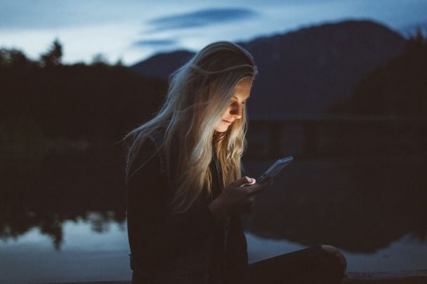 Що буде, якщо постійно "сидіти" в телефоні / © Unsplash