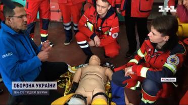 Британські лікарі розгорнули мобільну клініку на Буковині