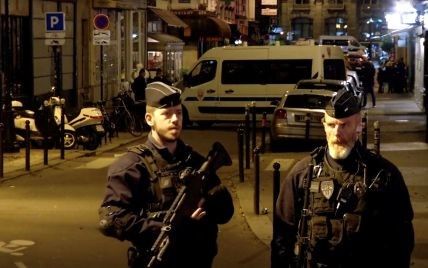 "Ісламська держава" взяла на себе відповідальність за різанину у Парижі