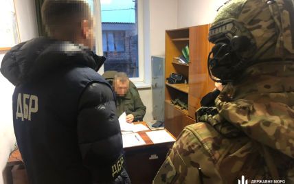 На Львівщині голова військкомату з очільницею ВЛК торгували довідками про непридатність до служби (фото)