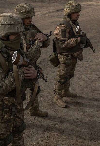 Россия меняет тактику наступления на севере