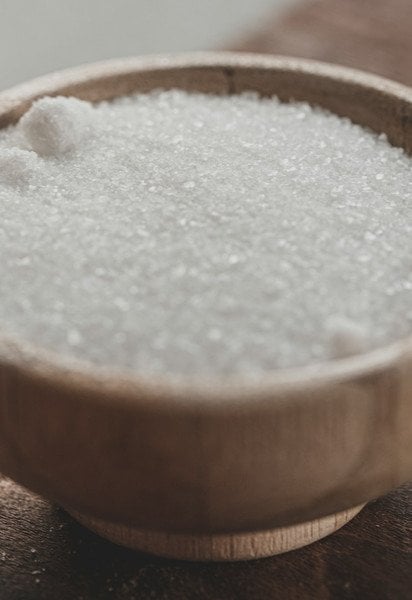 Как устранить неприятный запах из холодильника с помощью соли