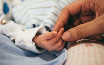 "Вікно життя": як може скластися доля малюків, яких анонімно залишають матері у лікарнях