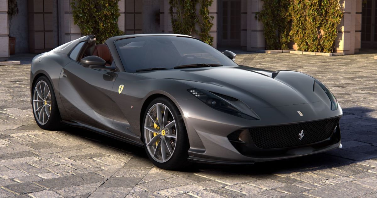 В Італії через дурість чоловік втопив свою Ferrari за 400 тисяч доларів