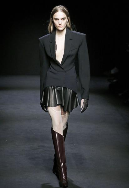 Коллекция Mugler прет-а-порте сезона осень-зима 2020-2021 / © East News