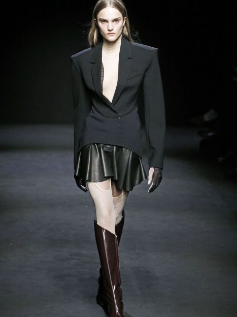 Коллекция Mugler прет-а-порте сезона осень-зима 2020-2021 / © East News