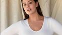 Модель plus-size Эшли Грэм в бикини зацеловала мускулистого мужа