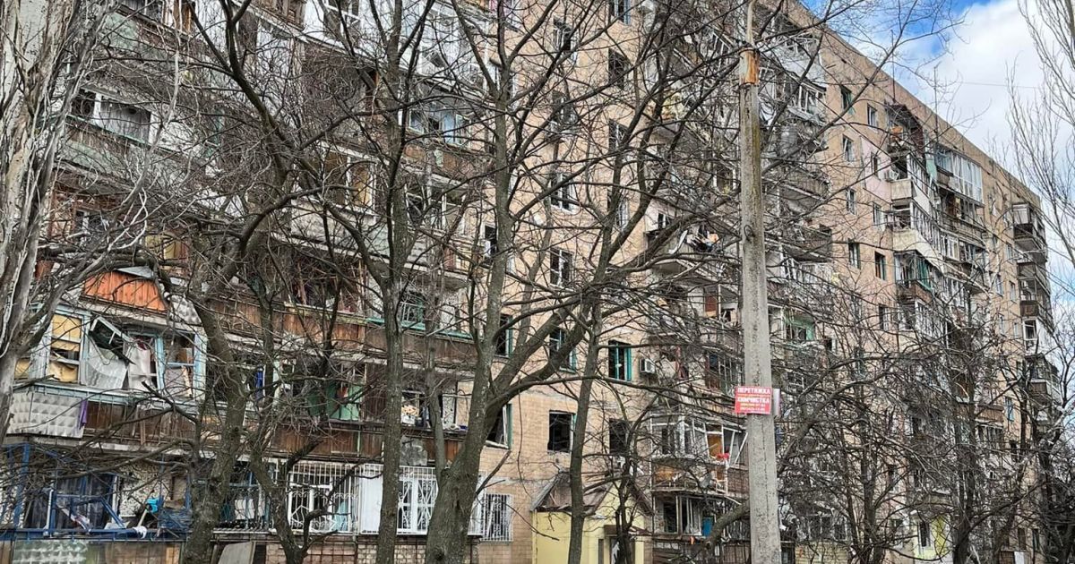 Окупанти обстріляли житлові багатоповерхівки у Краматорську: є загиблі, велика кількість поранених