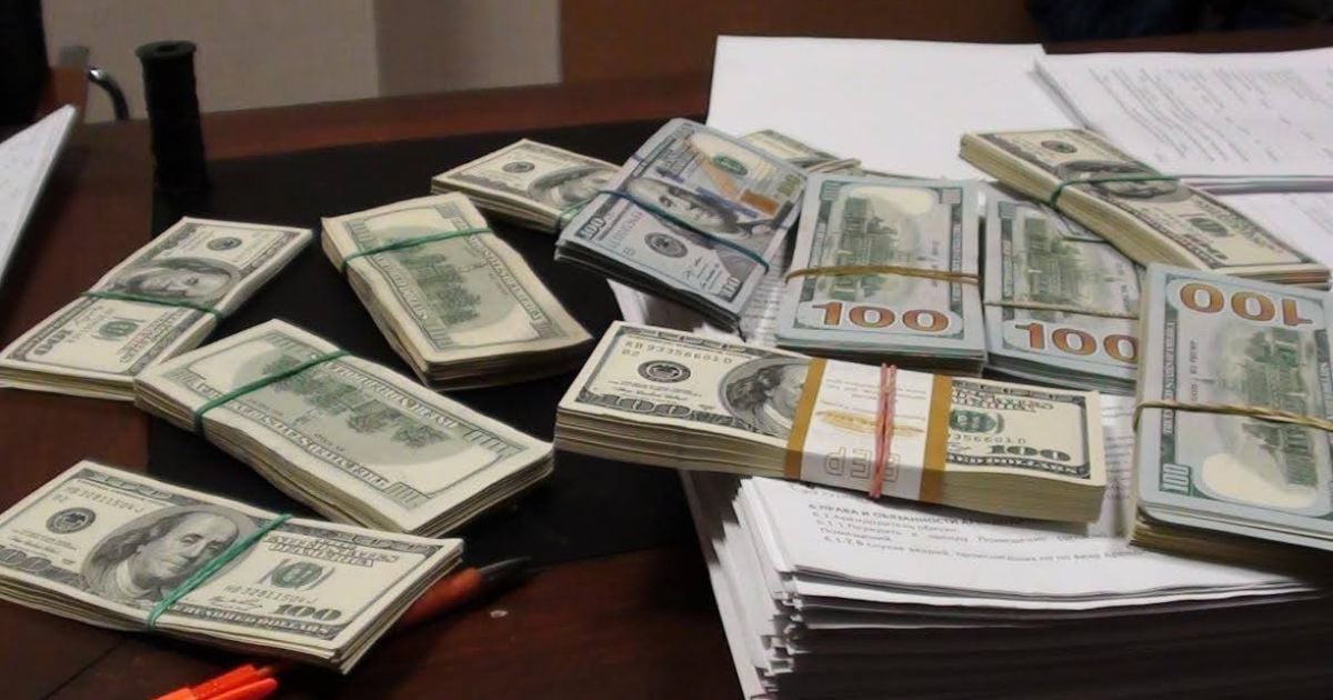 Долар і євро розпочали осінь зі здорожчання: курси валют Нацбанку та в обмінниках 1 вересня