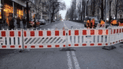 У Києві посеред дороги провалився асфальт: змінено рух транспорту