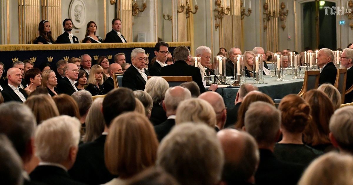 У Швеції вирішили скасувати вручення Нобелівської премії з літератури через секс-скандал