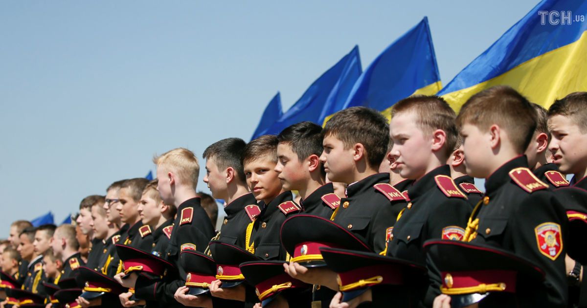 Тризуб з кадетів у Києві_5 / © Reuters