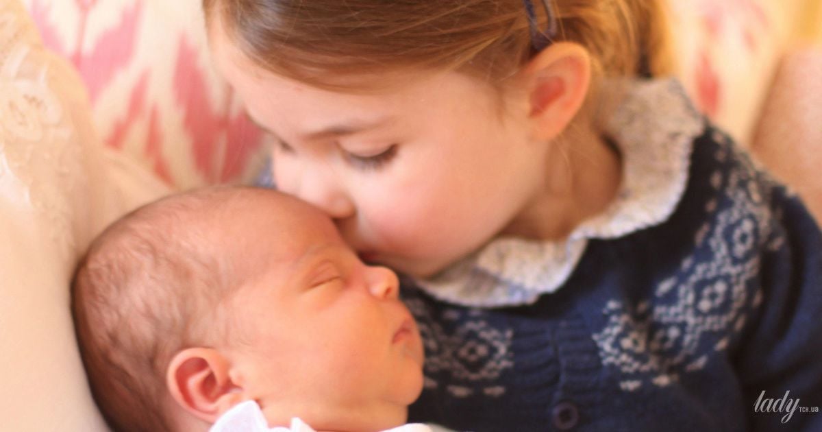 Принцесса Шарлотта и принц Луи.