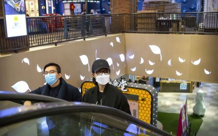 Китай сообщил о еще четырех активных случаях коронавируса: в медучреждениях остаются 65 пациентов