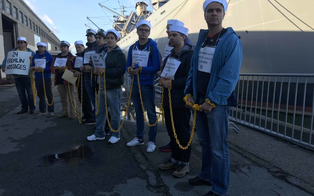 В Сан-Франциско призвали освободить захваченных украинских моряков / © Фото Александры Устиновой
