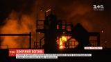 Масштабный пожар на химзаводе в Калуше: есть ли угроза для жителей города