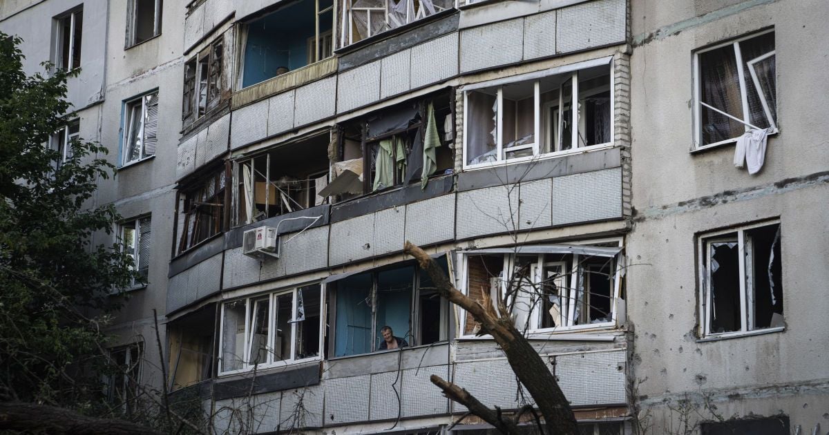 Наступи окупантів уповільнилися через знищення складів боєприпасів - Гайдай