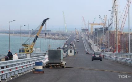Строители завершили возведение железнодорожных опор на мосту между Россией и Крымом