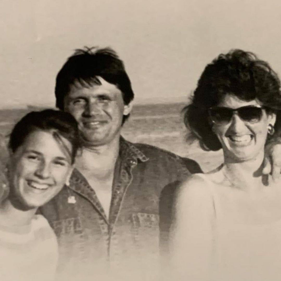 Маша Ефросинина с родителями / © instagram.com/mashaefrosinina