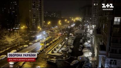 Зима вернулась в Киев: непогода повалила деревья и обесточила пол города