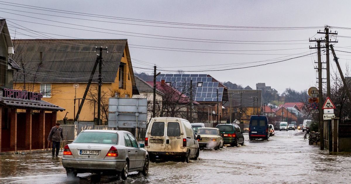 паводок на Закарпатті_7 / © УНІАН