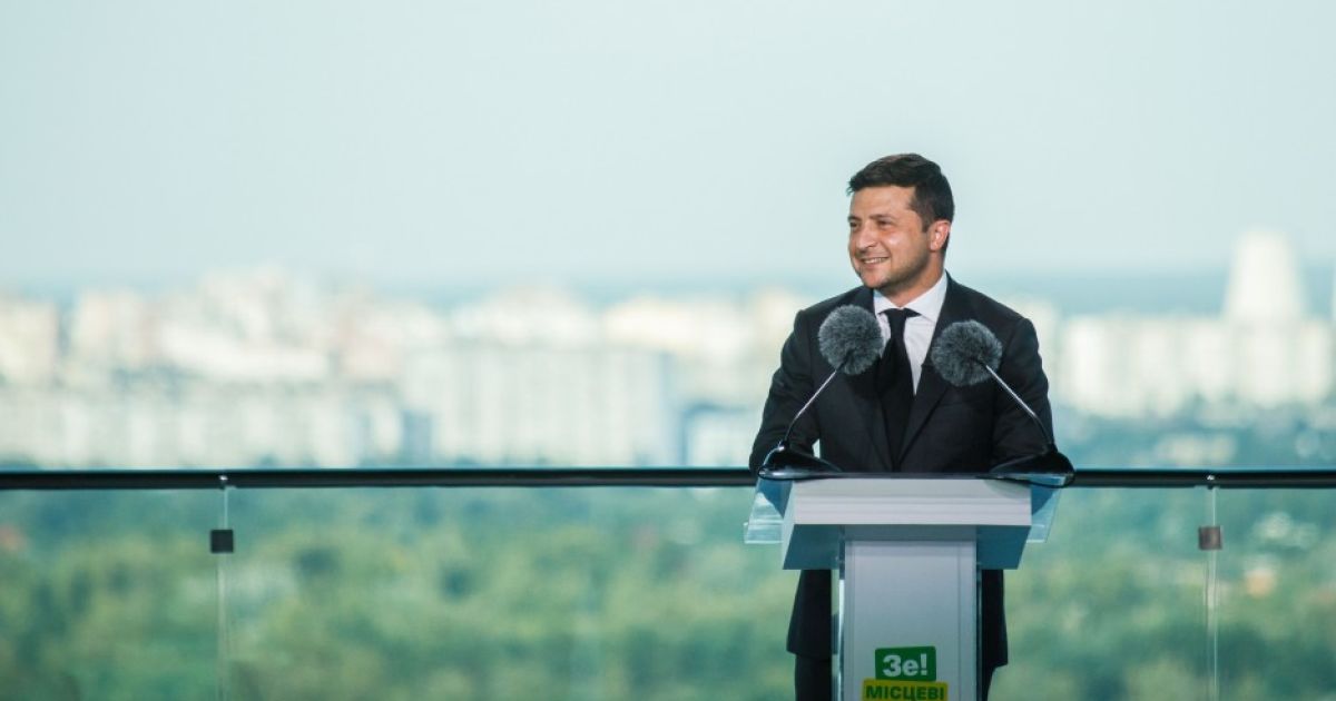 Зеленський анонсував проведення референдуму, на якому "уперше в історії країни запитуватимуть думку"