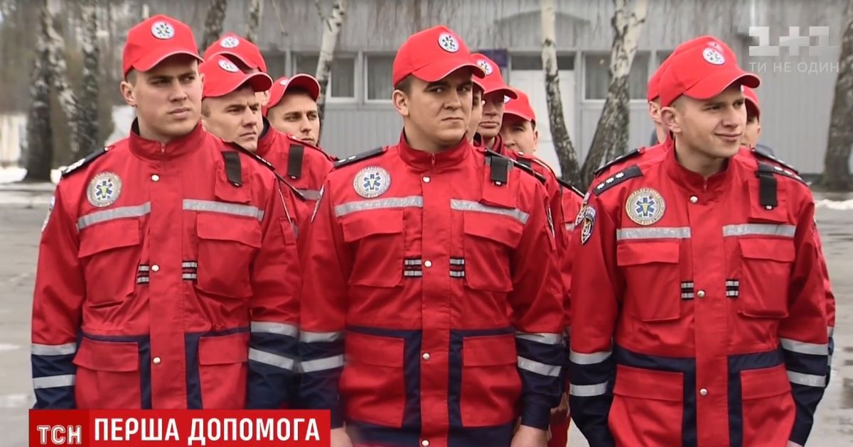 Украинских копов и спасателей отправили на курсы медицинской помощи