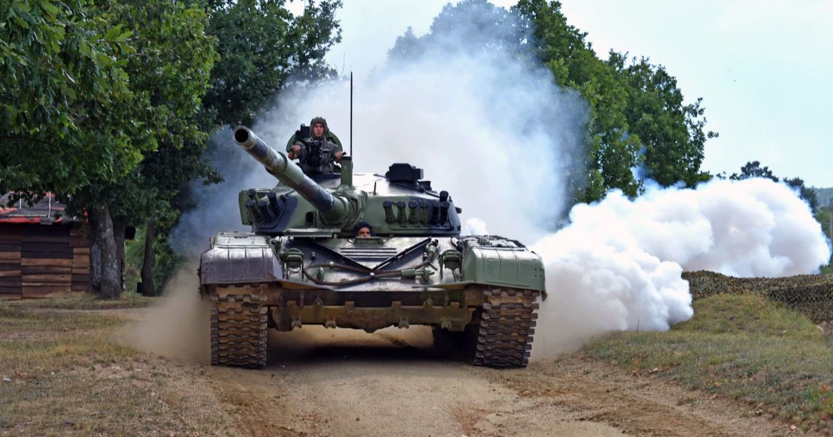 Сербська армія розпочала повномасштабні навчання біля адміністративного кордону з Косовом
