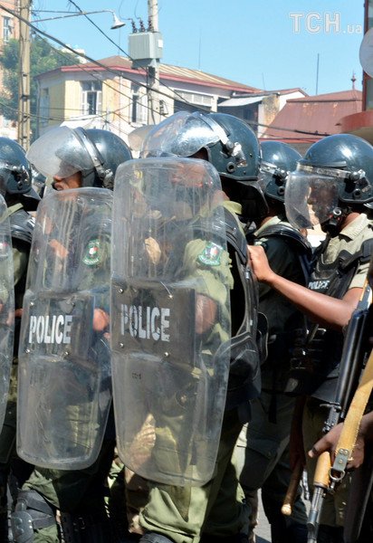 На Мадагаскарі у сутичках між поліцією та протестувальниками загинула людина, ще 16 поранені