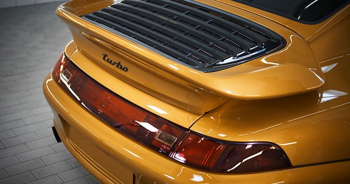 Porsche Gold 911 (993) Project_5 / © carmagazine