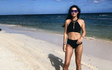 В купальнику на мексиканському пляжі: Маша Єфросиніна похизувалася стрункою фігурою