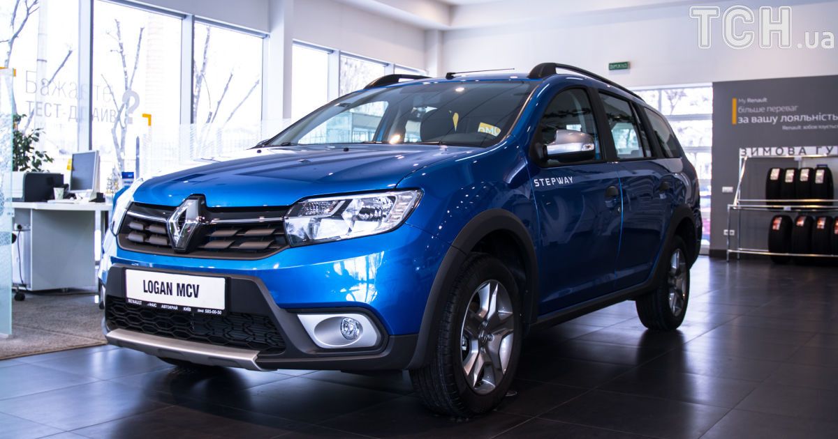 В салонах Renault продают универсал Logan с повышенным клиренсом